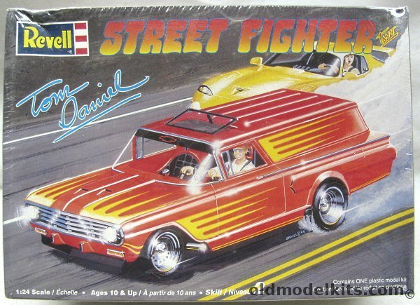 Revell 1/24 1960 Chevrolet Sedan Delivery - Tom Daniel's 'Street Fighter' Two, 85-2957 plastic model kit